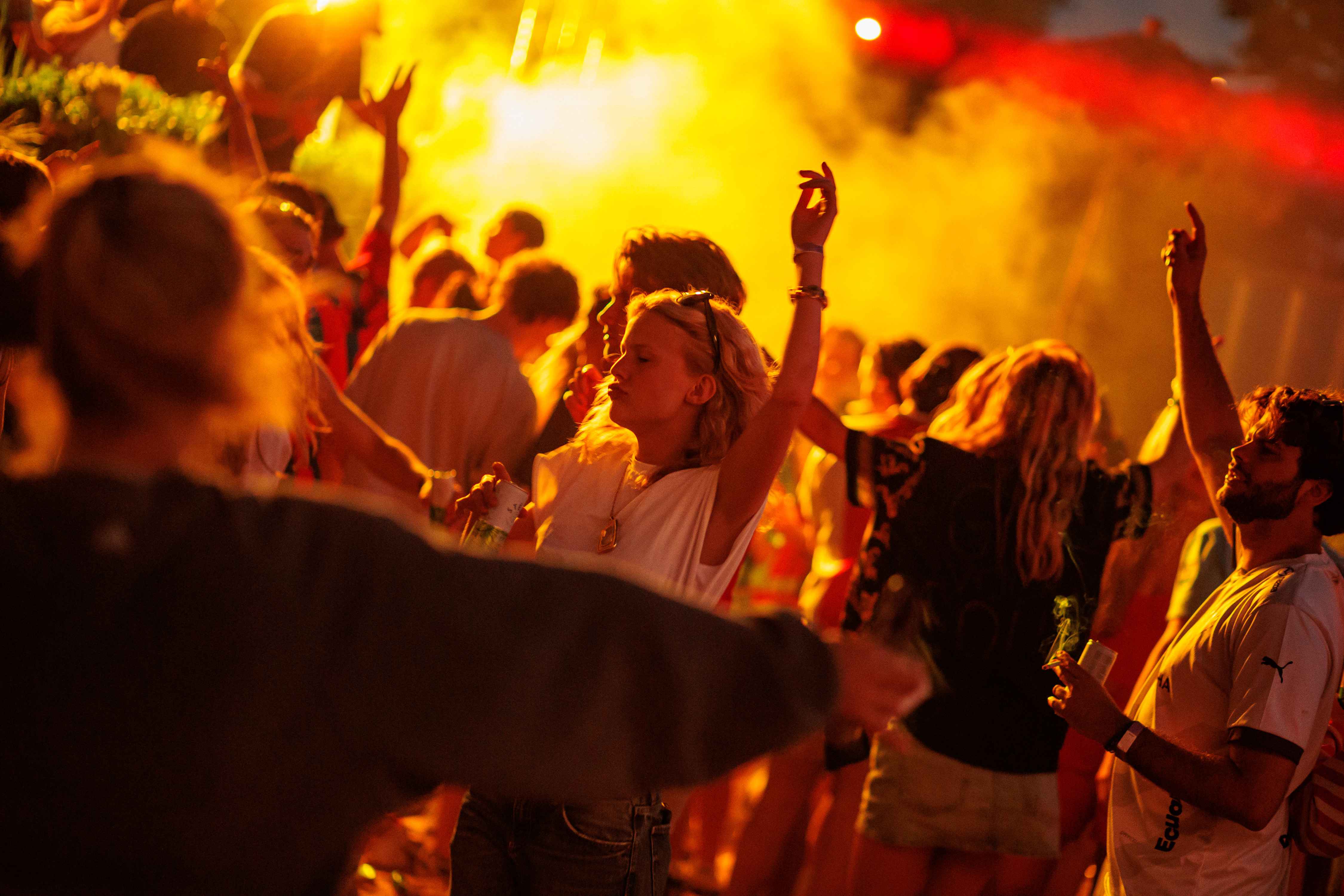 Camping Dennenoord - BEACHCLUB gallery